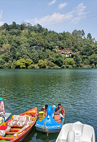 Bhimtal Hotel